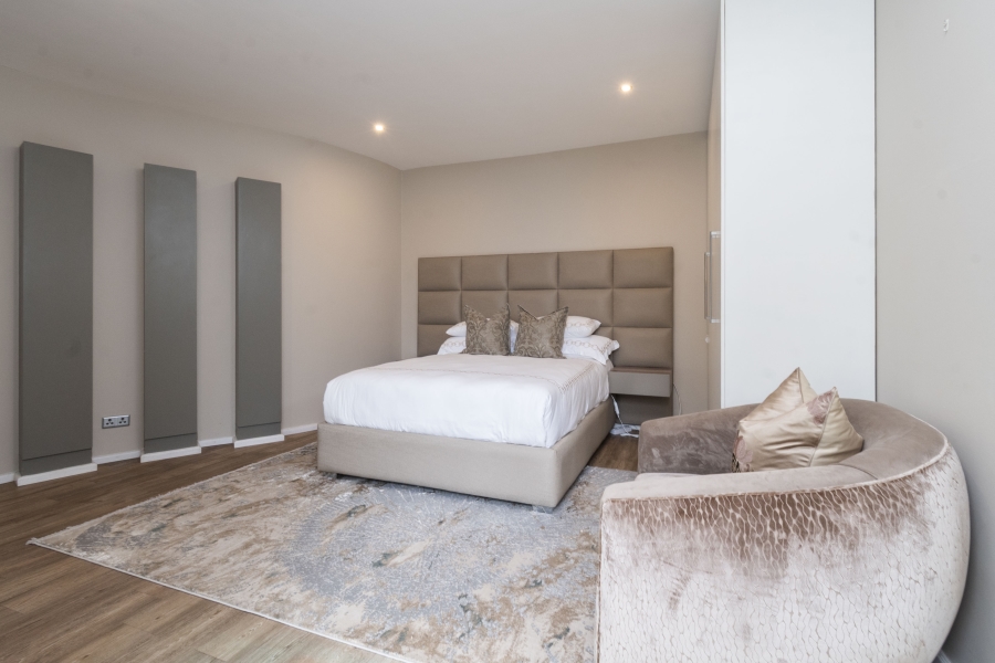 3 Bedroom Property for Sale in Bakoven Western Cape